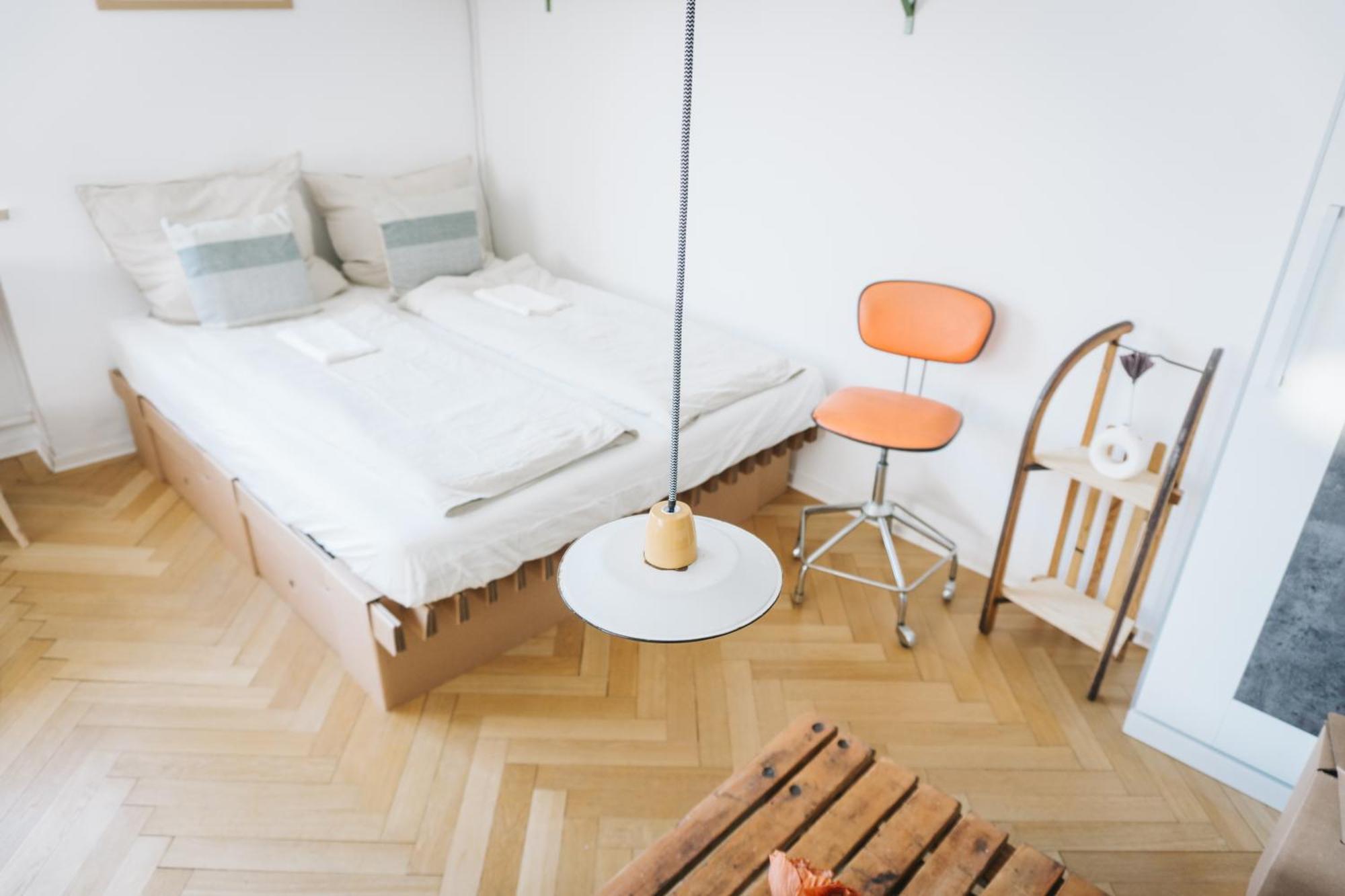Raum Life - Vintage Loft - Heimkino Netflix - 2X Privat Parkplaetze Apartment Straubing Bagian luar foto